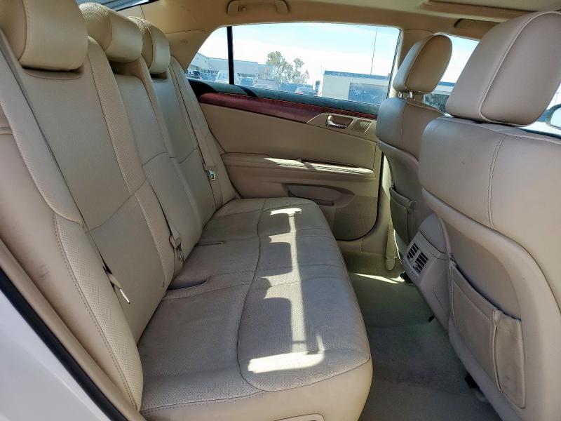 4T1BK3DB6CU456092 - 2012 TOYOTA AVALON BASE WHITE photo 10