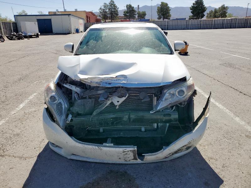 4T1BK3DB6CU456092 - 2012 TOYOTA AVALON BASE WHITE photo 5