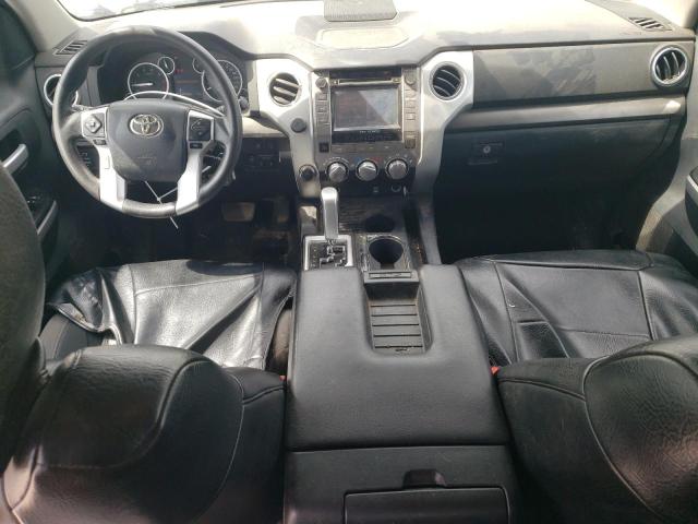 5TFUW5F14HX675253 - 2017 TOYOTA TUNDRA DOUBLE CAB SR/SR5 SILVER photo 8