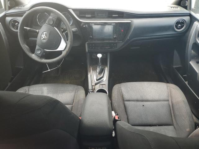 5YFBURHE7JP842990 - 2018 TOYOTA COROLLA L თეთრი ფოტო 8