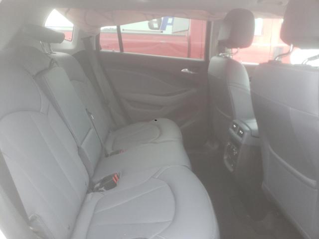 LRBFXCSA4KD040265 - 2019 BUICK ENVISION ESSENCE WHITE photo 11