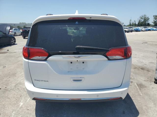 2C4RC1BGXHR688430 - 2017 CHRYSLER PACIFICA TOURING L WHITE photo 6