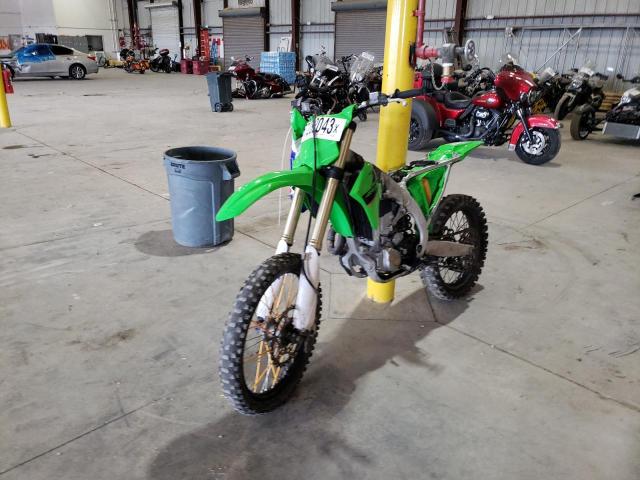 JKAKXGJC6NA027592 - 2022 KAWASAKI KX450 F GREEN photo 2