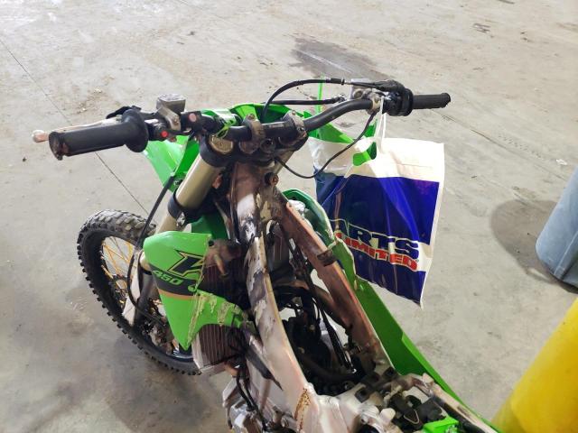 JKAKXGJC6NA027592 - 2022 KAWASAKI KX450 F GREEN photo 5