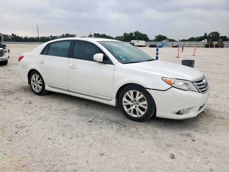 4T1BK3DB8BU398176 - 2011 TOYOTA AVALON BASE WHITE photo 4