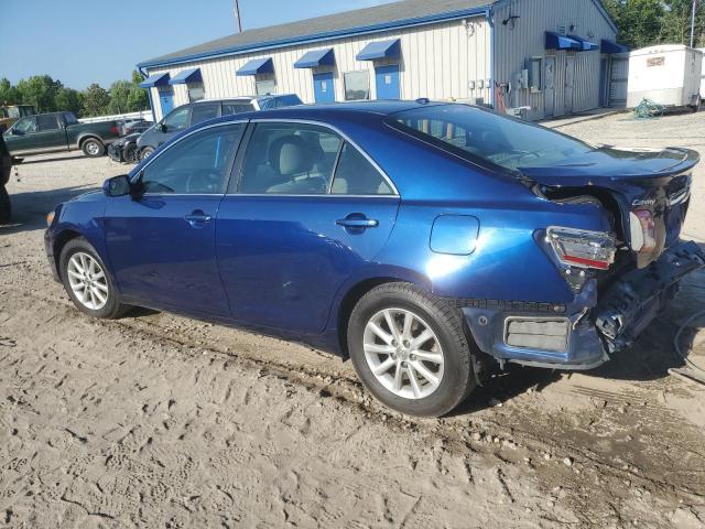 4T1BF3EK9BU613681 - 2011 TOYOTA CAMRY BASE BLUE photo 2