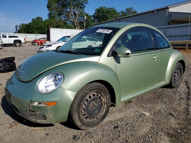 2010 VOLKSWAGEN NEW BEETLE, 