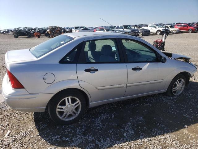 1FAFP34344W181057 - 2004 FORD FOCUS SE COMFORT SILVER photo 3