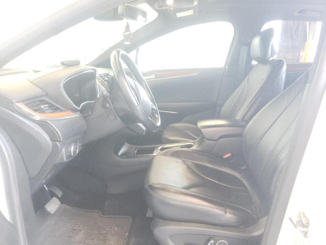 5LMCJ3D95HUL39497 - 2017 LINCOLN MKC RESERVE WHITE photo 7
