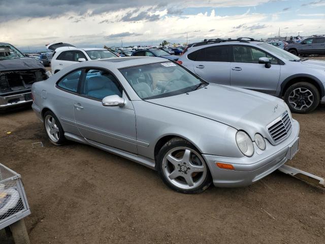 WDBLJ70G62T114696 - 2002 MERCEDES-BENZ CLK 430 SILVER photo 4