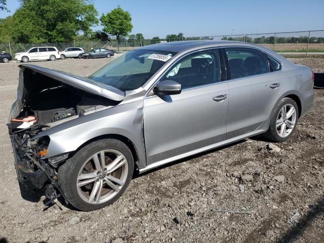 2014 VOLKSWAGEN PASSAT SE, null