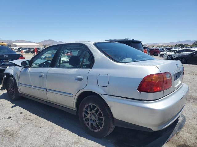 2HGEJ6618YH511793 - 2000 HONDA CIVIC BASE SILVER photo 2