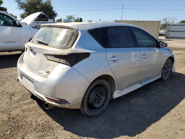 JTNKARJE5GJ506525 - 2016 TOYOTA SCION IM SILVER photo 3