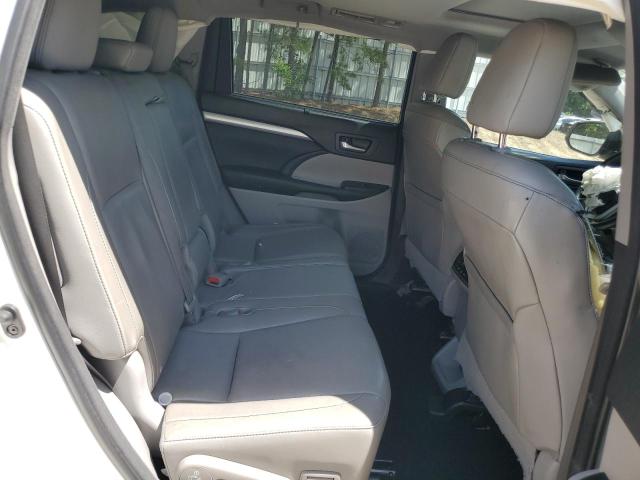 5TDKKRFH1FS110498 - 2015 TOYOTA HIGHLANDER XLE WHITE photo 11