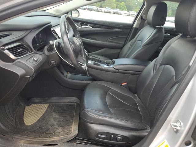 1G4ZP5SZ9JU128027 - 2018 BUICK LACROSSE ESSENCE ვერცხლისფერი ფოტო 7