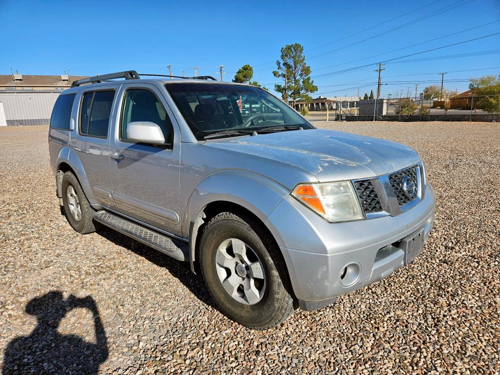 5N1AR18UX6C614192 - 2006 NISSAN PATHFINDER LE SILVER photo 1