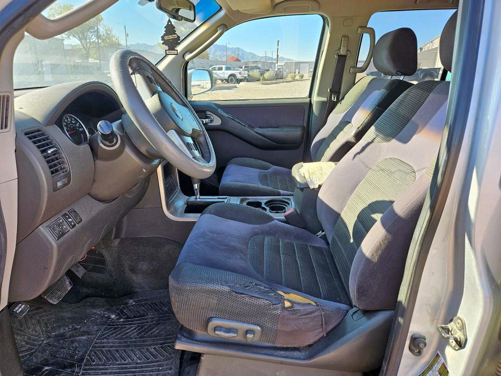 5N1AR18UX6C614192 - 2006 NISSAN PATHFINDER LE SILVER photo 5