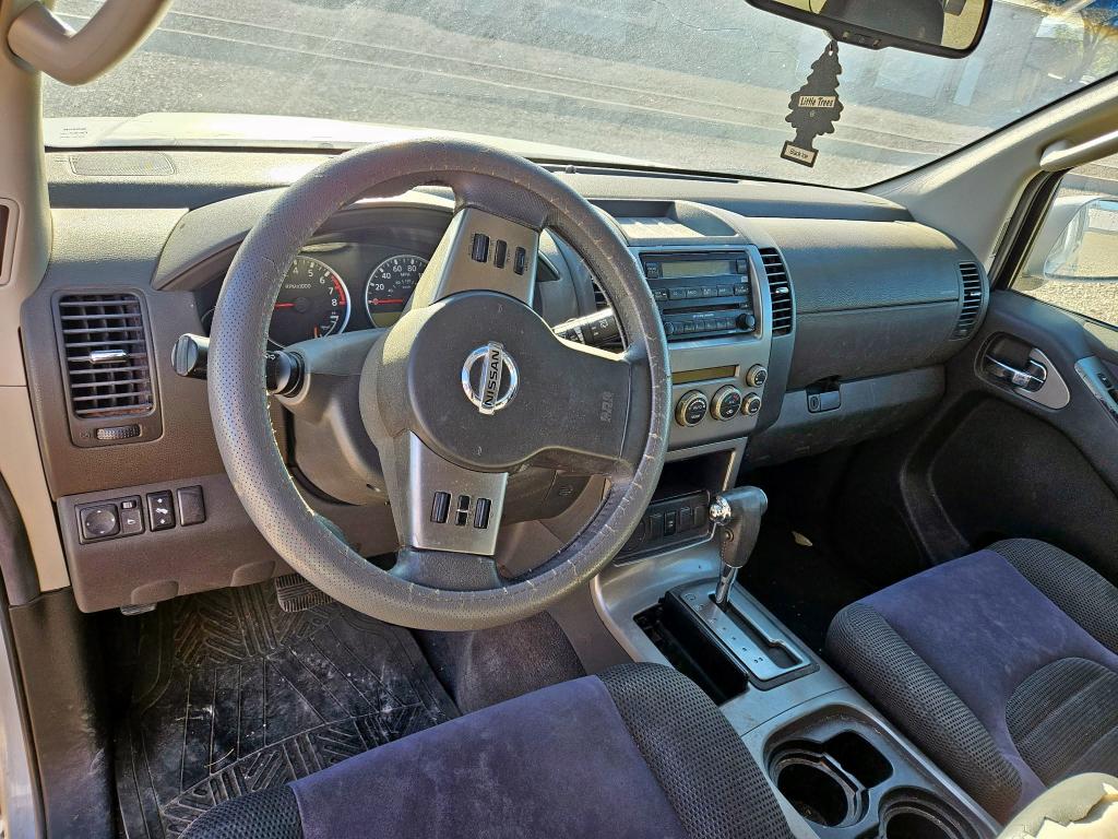 5N1AR18UX6C614192 - 2006 NISSAN PATHFINDER LE SILVER photo 9