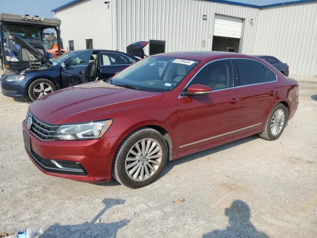 1VWBT7A38HC017721 - 2017 VOLKSWAGEN PASSAT SE RED photo 1