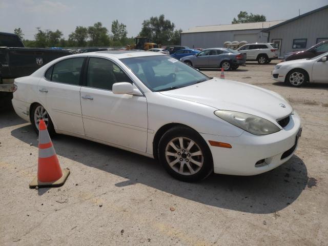 JTHBF30GX25014868 - 2002 LEXUS ES 300 WHITE photo 4