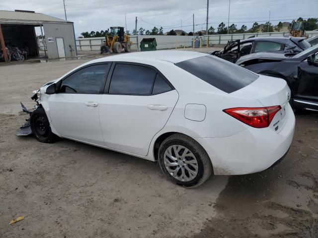 5YFBURHE8HP668695 - 2017 TOYOTA COROLLA L WHITE photo 2