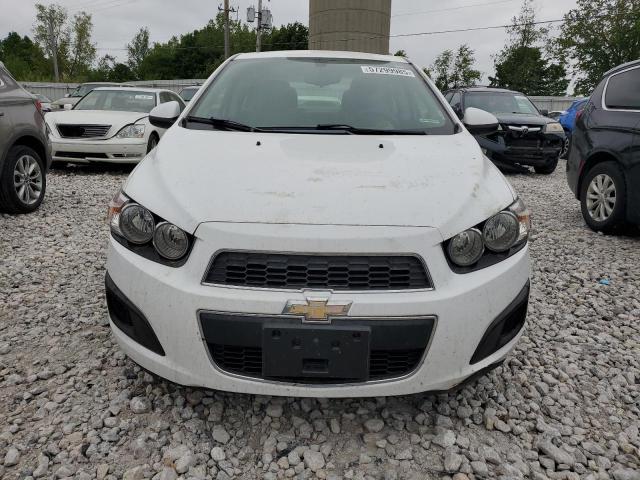 1G1JA5SH4F4165108 - 2015 CHEVROLET SONIC LS WHITE photo 5