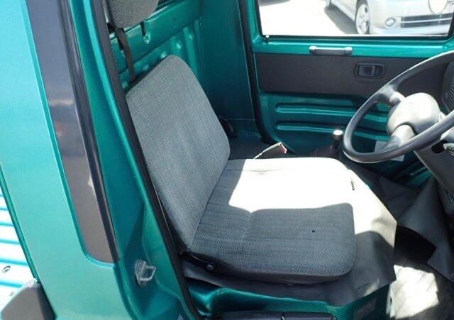 K100P003694 - 1996 DAIHATSU ALL MODELS TEAL photo 5