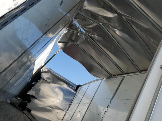 5V8VC5324GM602438 - 2016 UTILITY TRAILER 白色 照片 9