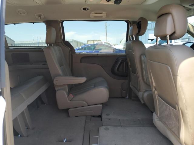 2C4RC1CG6FR638765 - 2015 CHRYSLER TOWN & COU TOURING L WHITE photo 11