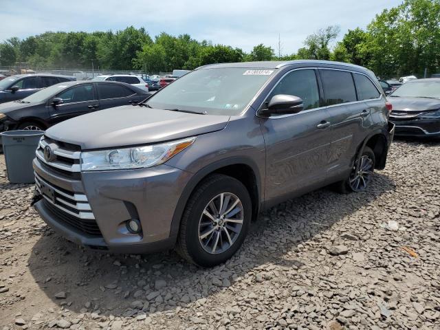 2019 TOYOTA HIGHLANDER SE, 