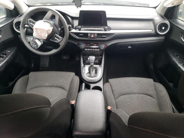 3KPF24AD0KE120310 - 2019 KIA FORTE FE SILVER photo 8