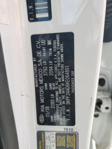 3KPF24AD6KE064891 - 2019 KIA FORTE FE WHITE photo 12