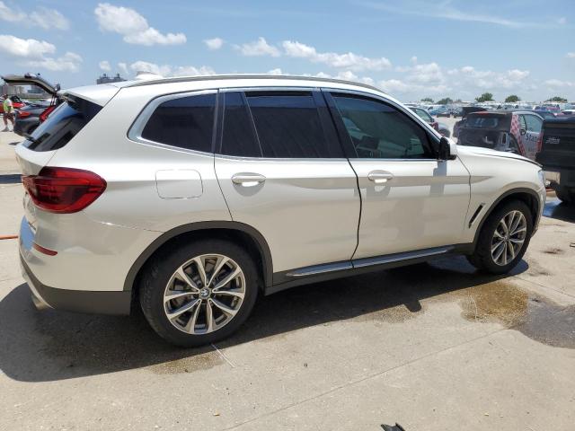 5UXTR7C51KLF30810 - 2019 BMW X3 SDRIVE30I WHITE photo 3