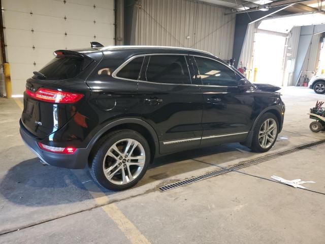 5LMCJ3D98GUJ31404 - 2016 LINCOLN MKC RESERVE შავი ფოტო 3