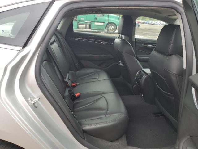 1G4ZP5SSXHU144718 - 2017 BUICK LACROSSE ESSENCE SILVER photo 10