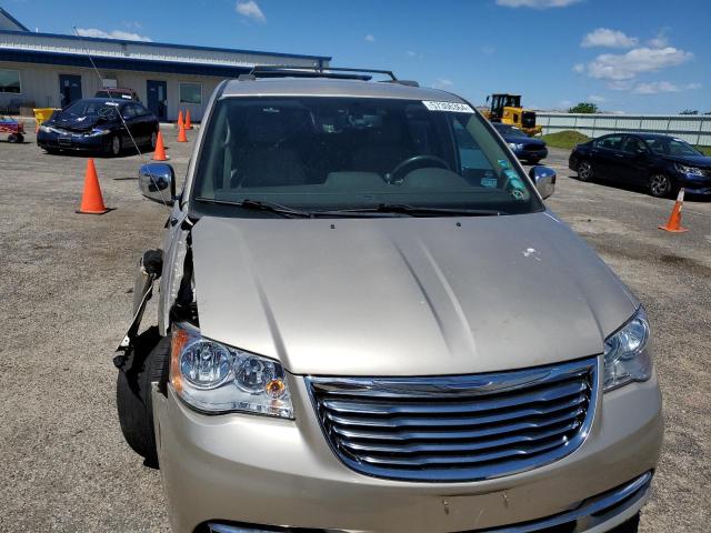 2C4RC1CGXFR674250 - 2015 CHRYSLER TOWN & COU TOURING L BEIGE photo 5