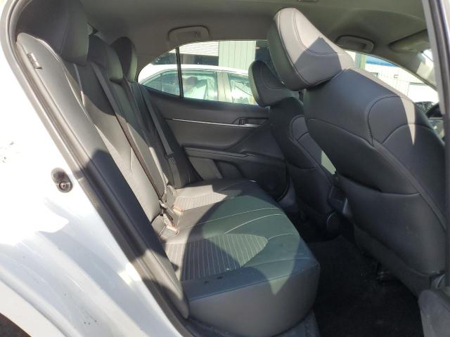 4T1G11AK9PU832615 - 2023 TOYOTA CAMRY SE NIGHT SHADE WHITE photo 10