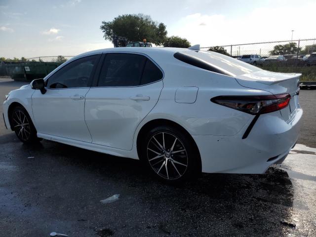 4T1G11AK9PU832615 - 2023 TOYOTA CAMRY SE NIGHT SHADE WHITE photo 2
