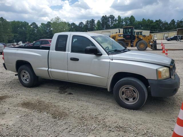 1D7HE22P87S203832 - 2007 DODGE DAKOTA ST SILVER photo 4