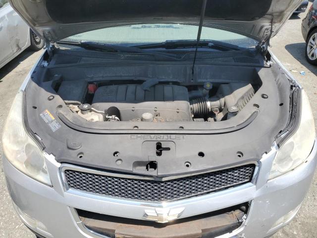 1GNKRFED3BJ384731 - 2011 CHEVROLET TRAVERSE LS GRAY photo 11