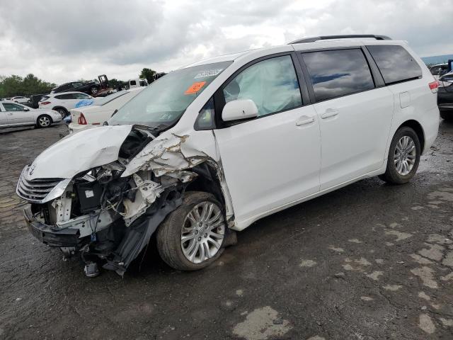 2014 TOYOTA SIENNA XLE, 