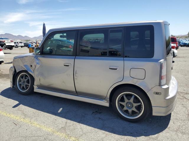 JTLKT334250219246 - 2005 TOYOTA SCION XB 银色 照片 2
