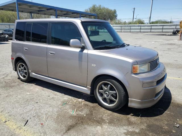 JTLKT334250219246 - 2005 TOYOTA SCION XB 银色 照片 4