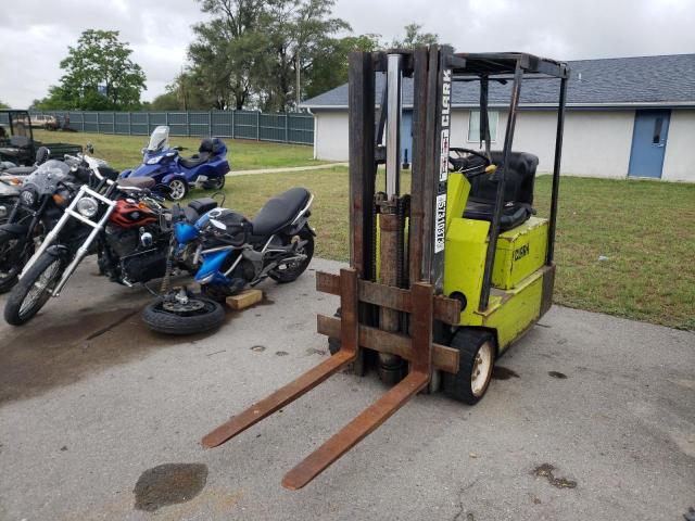 TM145544GEF4800 - 1983 FORK FORKLIFT GREEN photo 2