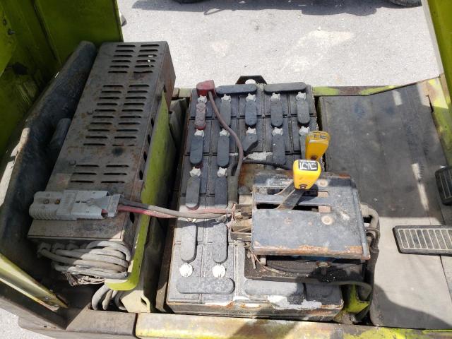 TM145544GEF4800 - 1983 FORK FORKLIFT GREEN photo 7