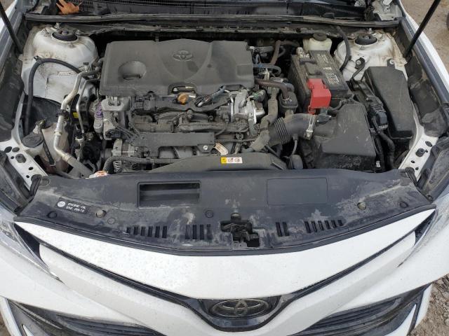 4T1B11HK5JU098515 - 2018 TOYOTA CAMRY L WHITE photo 11