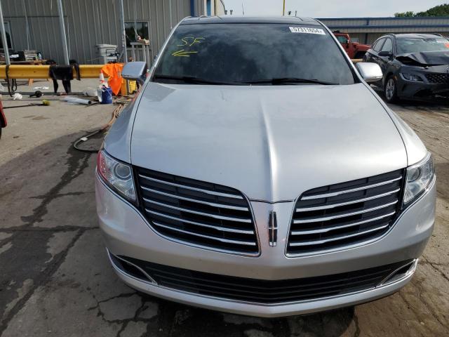 2LMHJ5AT9KBL01910 - 2019 LINCOLN MKT SILVER photo 5