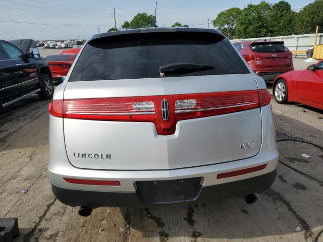 2LMHJ5AT9KBL01910 - 2019 LINCOLN MKT SILVER photo 6