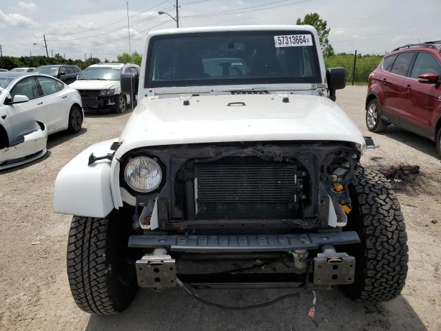 1C4BJWEG7HL728567 - 2017 JEEP WRANGLER U SAHARA WHITE photo 5