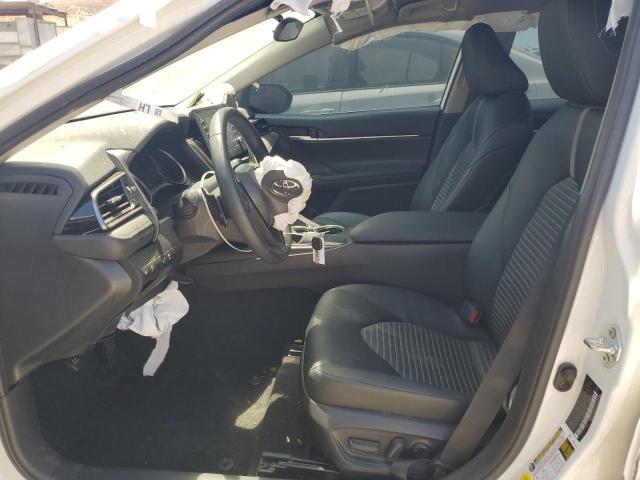 4T1G11AK7RU217502 - 2024 TOYOTA CAMRY SE NIGHT SHADE WHITE photo 7